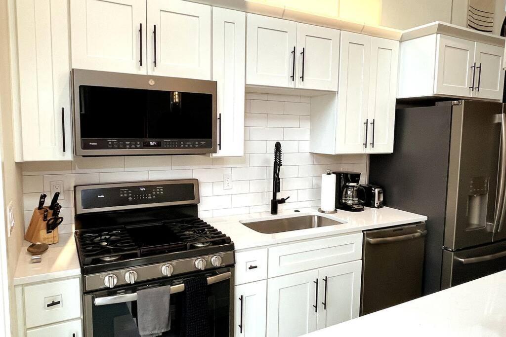 Brand New Upscale Home- Best Location! 怀特菲什 外观 照片