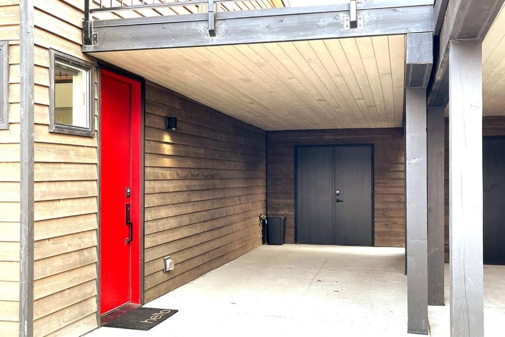 Brand New Upscale Home- Best Location! 怀特菲什 外观 照片