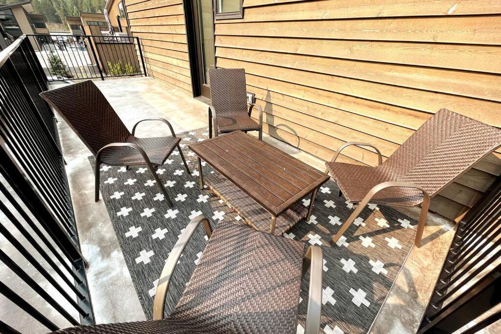 Brand New Upscale Home- Best Location! 怀特菲什 外观 照片